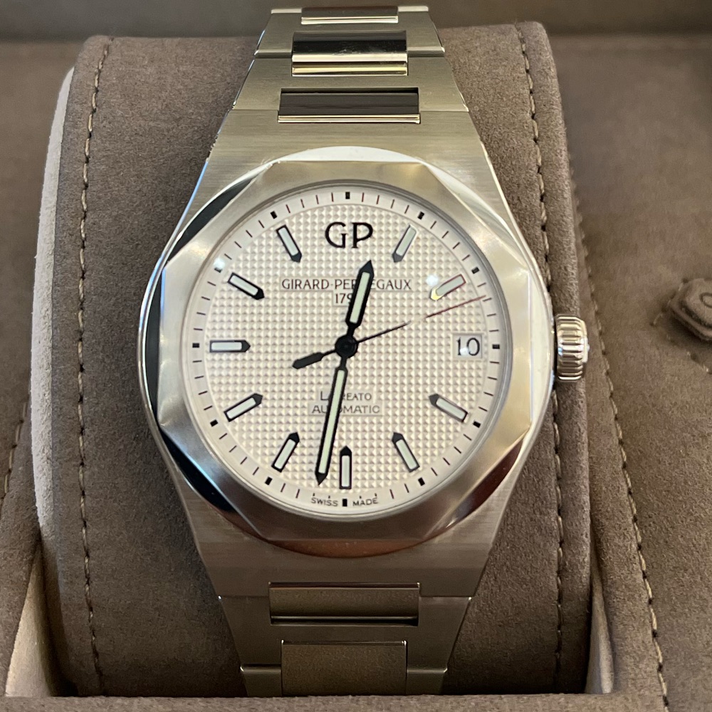 GIRARD PERREGAUX LAUREATO
